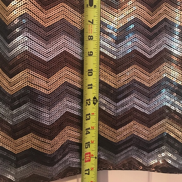 Sequined NWT skirt - gold, bronze & silver - Picture 5 of 5